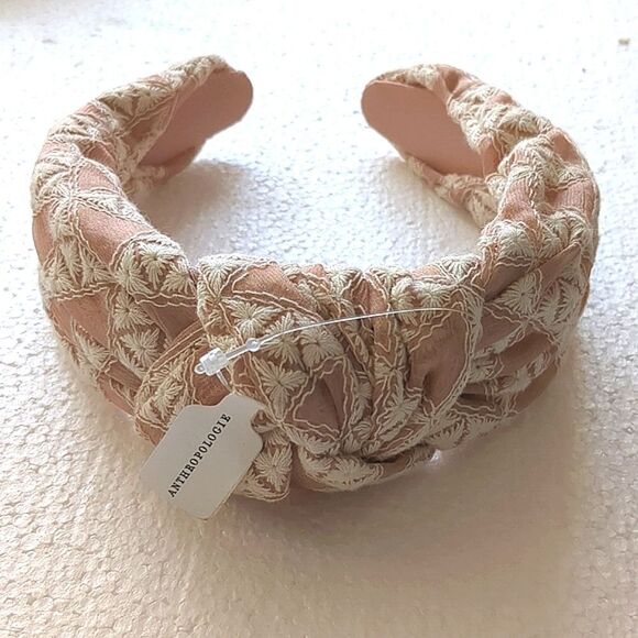 Anthropologie Everly Triangle Top Knot Headband Peach White NEW Tags - Picture 1 of 6